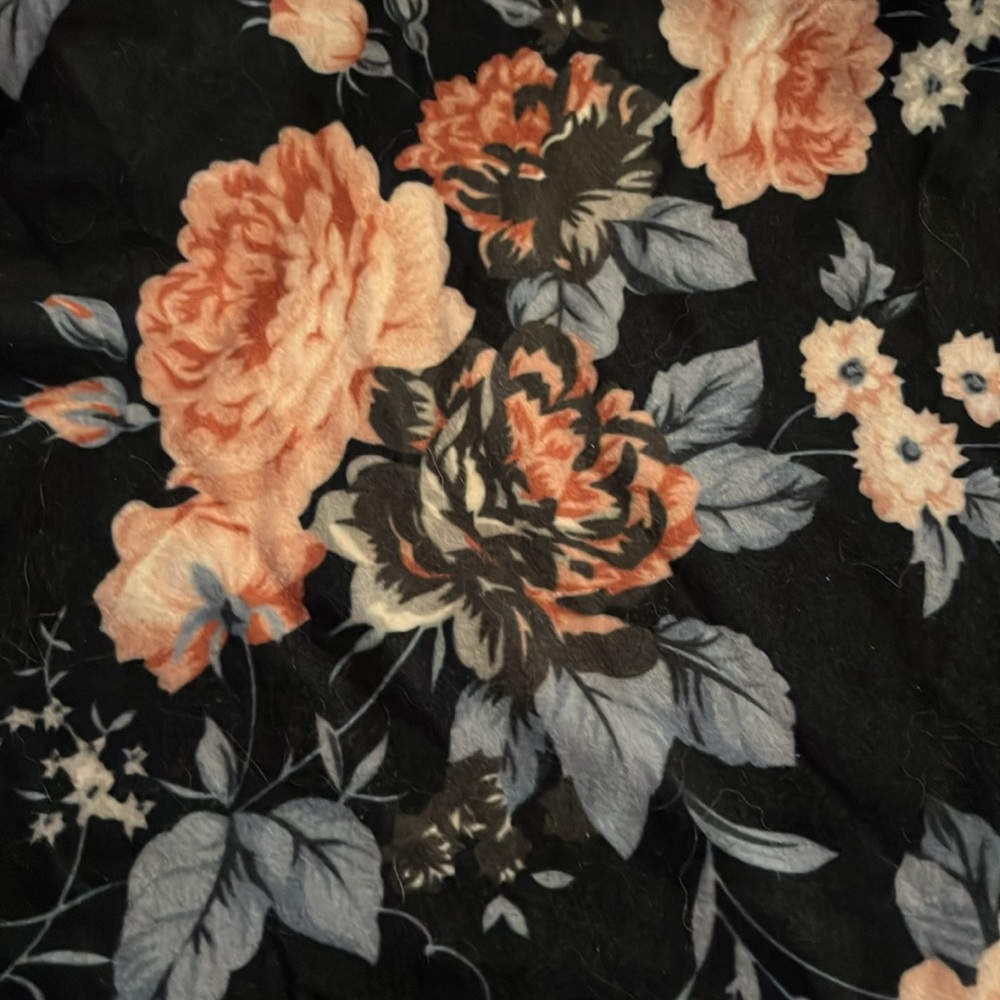 Floral Ruched Maternity Dress - NWOT - Size M - Picture 4 of 6